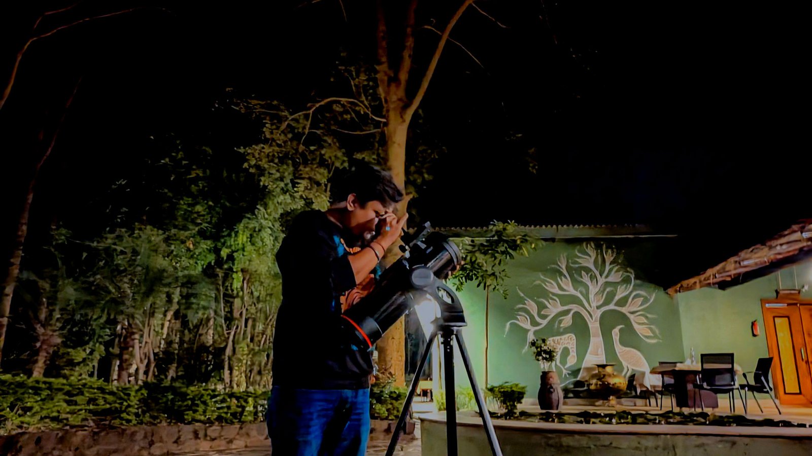 Stargazing at Syna TIger Resort